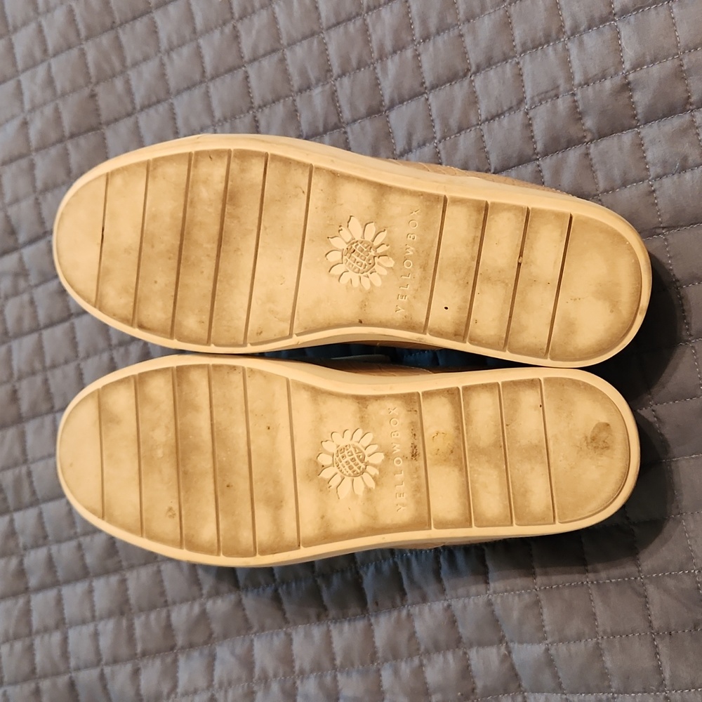 Yellow Box mules - Picture 3 of 3